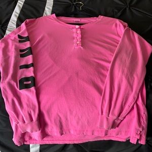 Long sleeve tee shirt